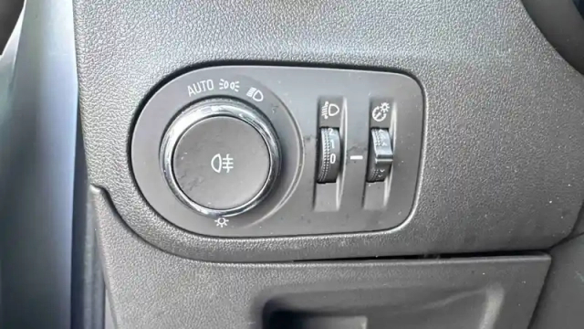 Opel Crossland 1.2 turbo 110 ch bvm6 — photo 15