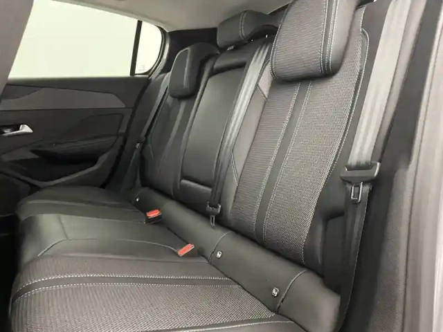 Peugeot 308 bluehdi 130ch s&amp;s eat8 — photo 15