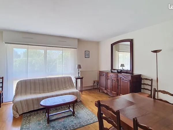 Maison 4 pièces 84 m² avec garage et jardin