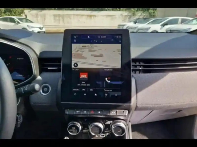 Renault Clio 1.0 tce 90ch techno - 24 — photo 14