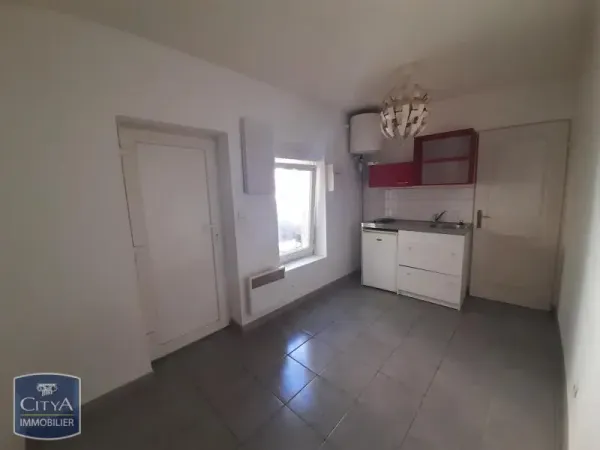 Studio 1 pièce 11 m²