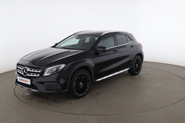 Mercedes-Benz GLA 220 d Fascination 4Matic 7G-DCT