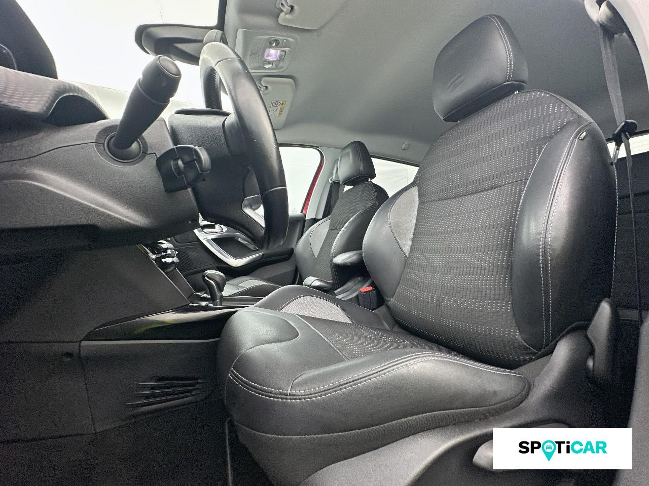 Peugeot 2008 1.2 puretech 110ch e6.c allure s&s eat6 — photo 9
