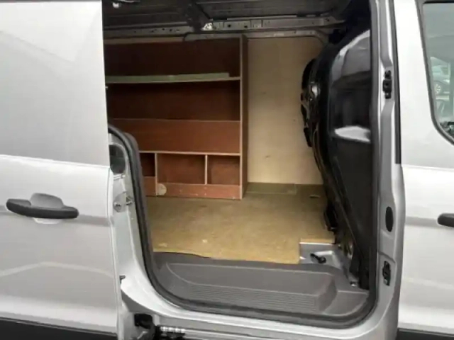 Ford Transit Connect l1 1.5 td 100ch stop&amp;start trend business — photo 9