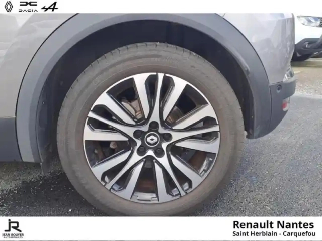 Renault Captur 1.6 e-tech hybride rechargeable 160ch initiale paris — photo 9