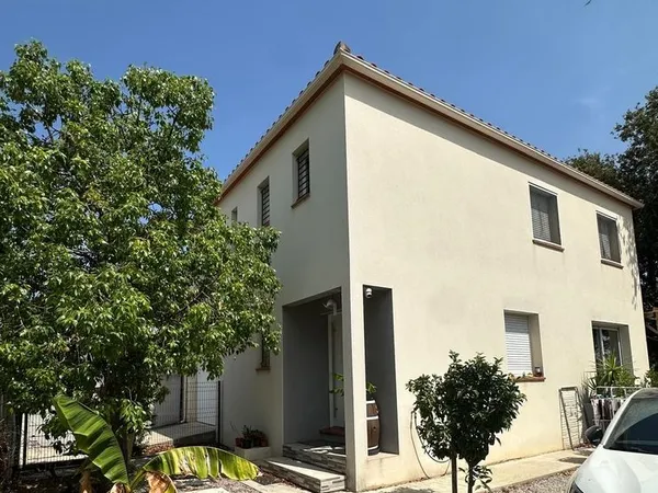 Maison contemporaine lumineuse - Terrain 816m2 + piscine