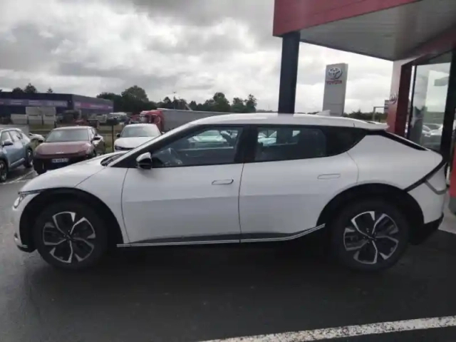 Kia Ev6 229ch air design 2wd — photo 3