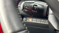 Peugeot 2008 1.2 PureTech 100ch S&S Allure Pack — photo 17