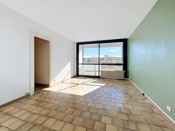 Valence Sud - T3 de 68m² en dernier étage avec balcon, loggia et cave