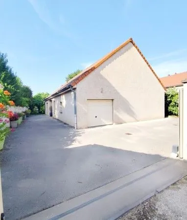 À 2 km de Chalon - Maison plain-pied 129 m² - 4 chambres - jardin 981 m² - DPE B