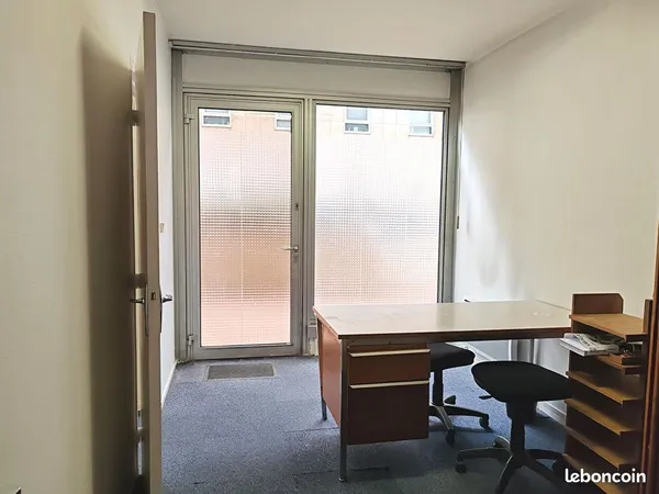 Local commercial 30 m² LE MANS