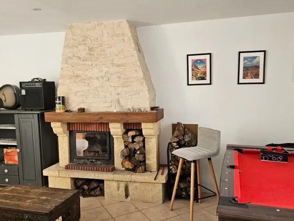 Chambre dans joli pavillon