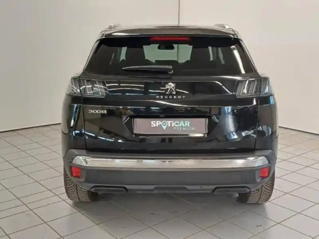 Peugeot 3008 1.2 puretech 130ch s&amp;s allure eat8 — photo 5
