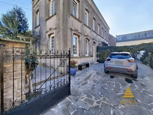 Maison 5 pièces 180 m²