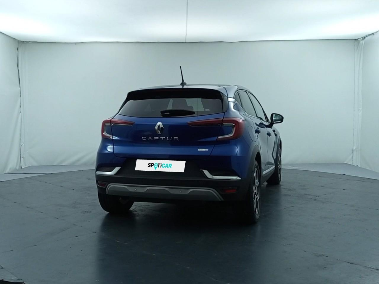 Renault Captur e-tech plug-in 160 intens — photo 4