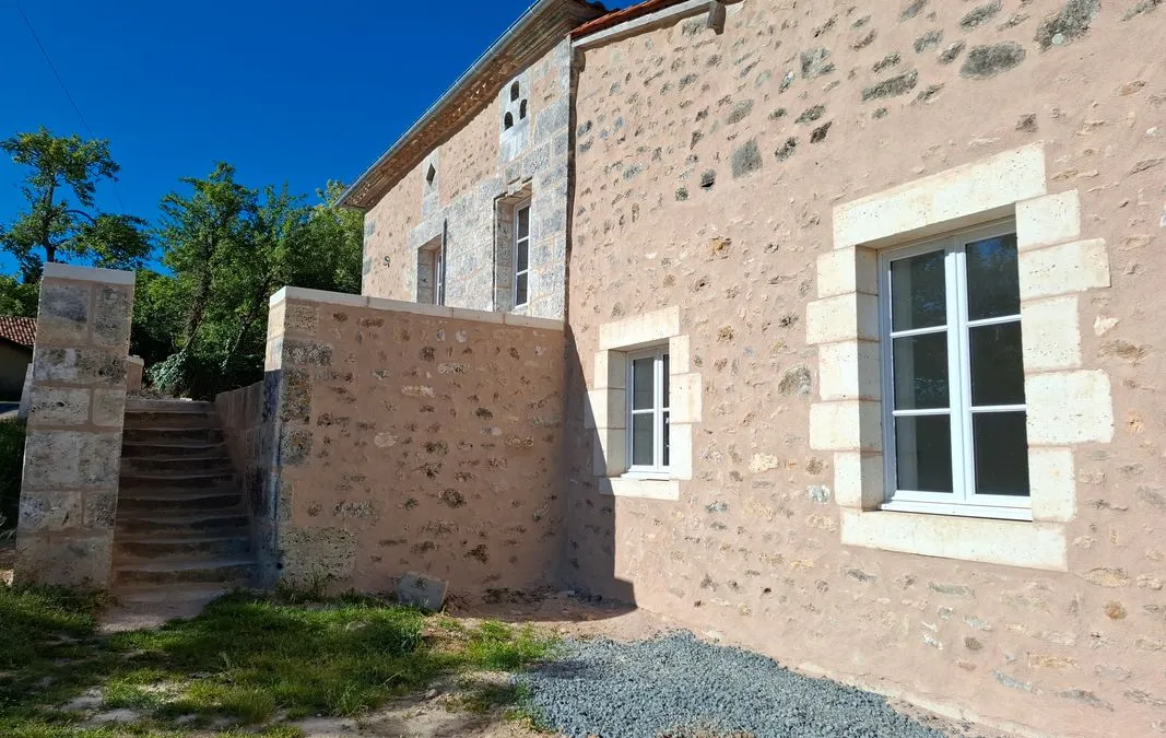 Photo 2