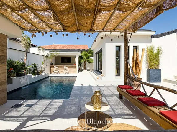 Villa d'architecte 5 pièces 220 m²