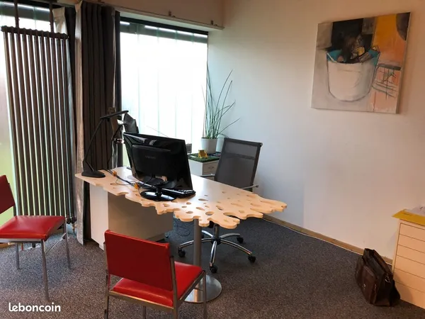 Bureau de 17 m2 PIBS Vannes