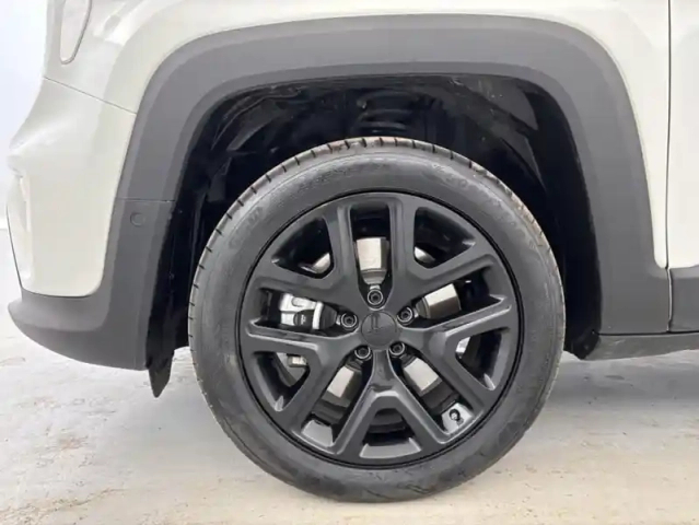 Jeep Renegade 1.3 turbo t4 190ch 4xe limited at6 — photo 18