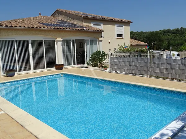Maison Carcassonne avec jardin, piscine, double garage