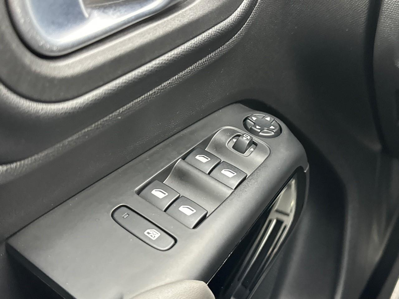 Citroën C5 Aircross puretech 130 s&s eat8 shine — photo 16
