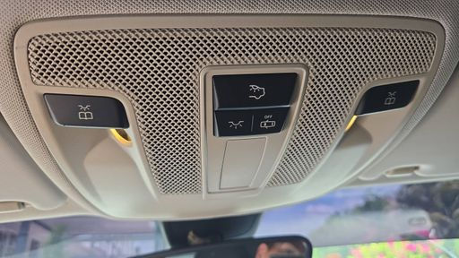 Mercedes Classe A 180 122 - Inspiration – 2015 – 84650 km – Essence – Boîte Manuelle — photo 8
