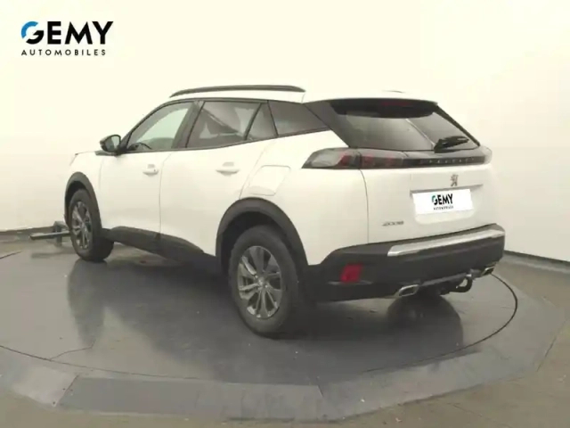 Peugeot 2008 puretech 130 s&amp;s eat8 — photo 7