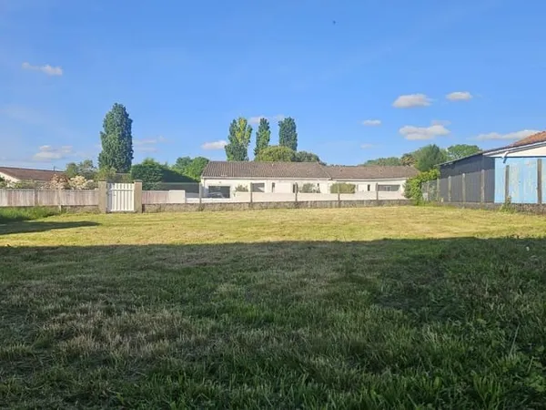 Terrain 467 m²