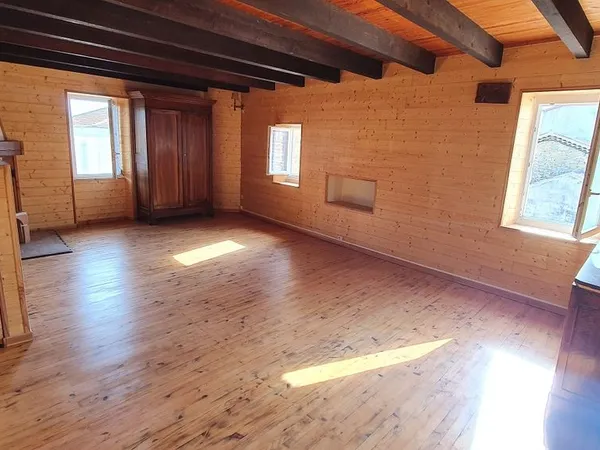 Location Maison sur les Mages