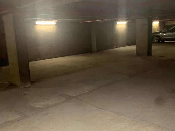 Location place de parking sécurisée - quartier l'Echat (94)