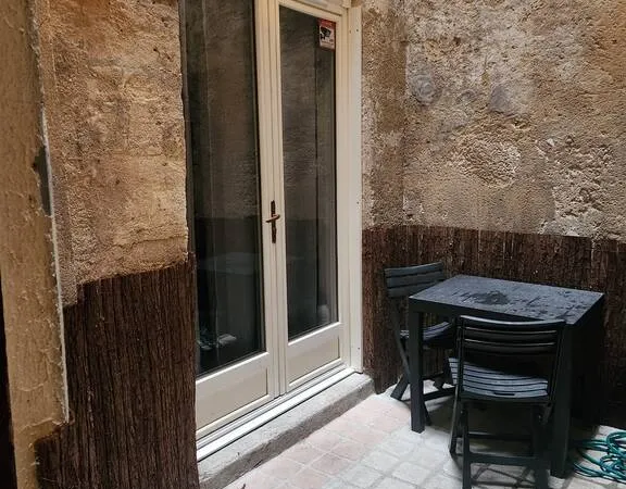 Studio 1 pièce 14 m²