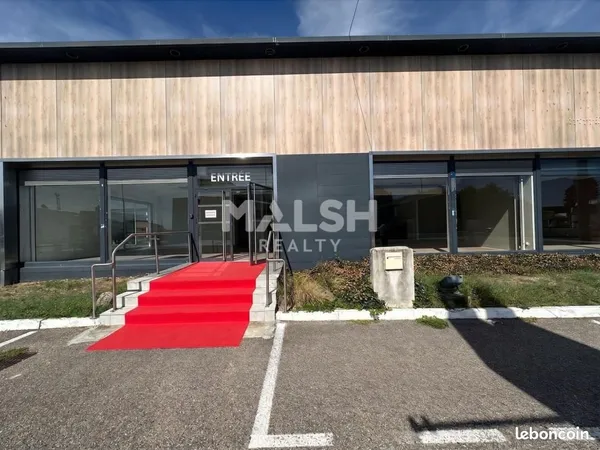 Local commercial 1 417 m²