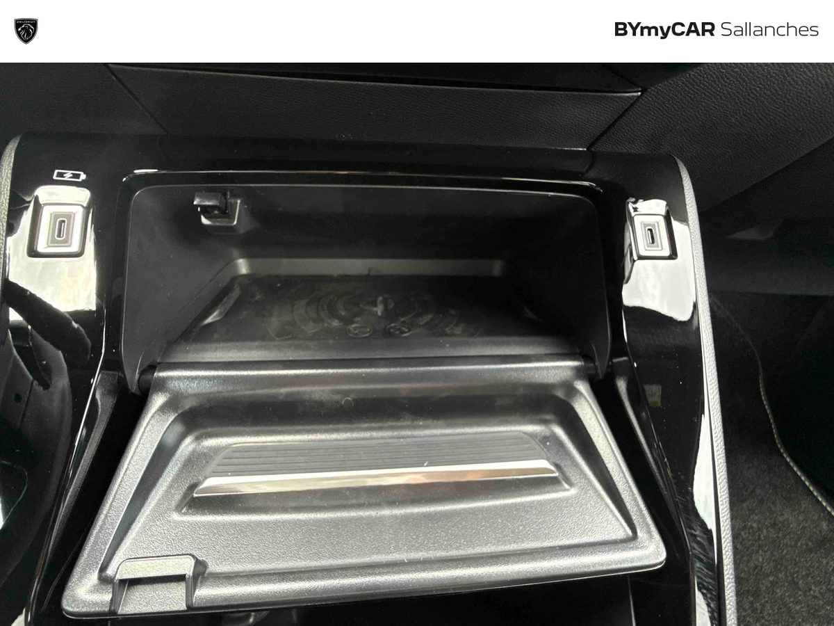 Peugeot 208 Hybrid 145 ch e-DCS6 — photo 30