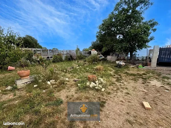 Terrain 258 m² Ferrières