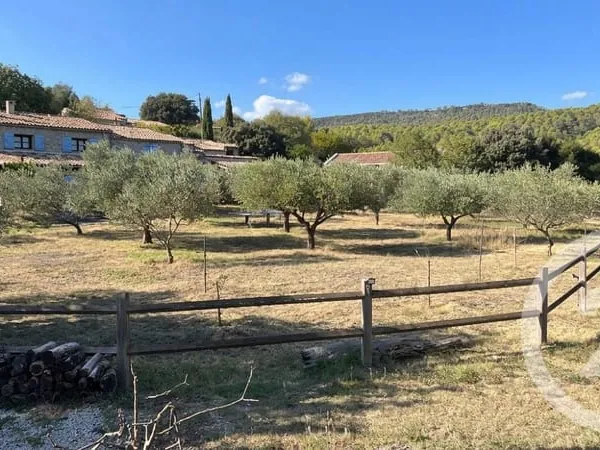 Maison 7 pièces 231 m²