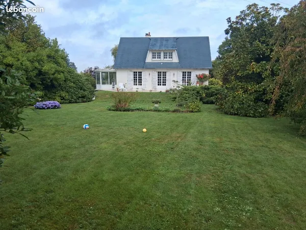 Maison 4 chambres avec parc arboré