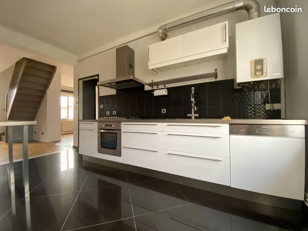 Appartement en duplex. F5. 73m2. Étage 1/1