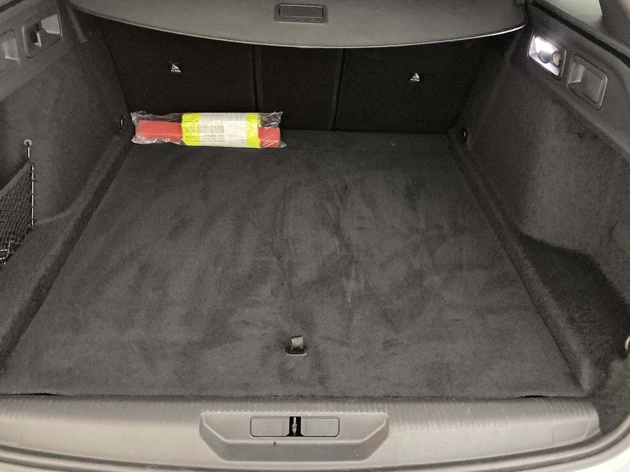 Peugeot 308 sw hybrid 145 e-dcs6 allure — photo 6