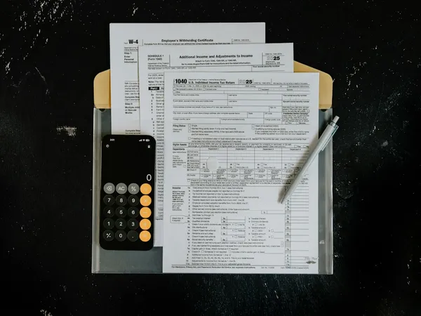 Décret n° 2026-84 sur les impayés de loyer : nouveau seuil de 450 €, CCAPEX décisionnaire et versement direct au bailleur dès 2027