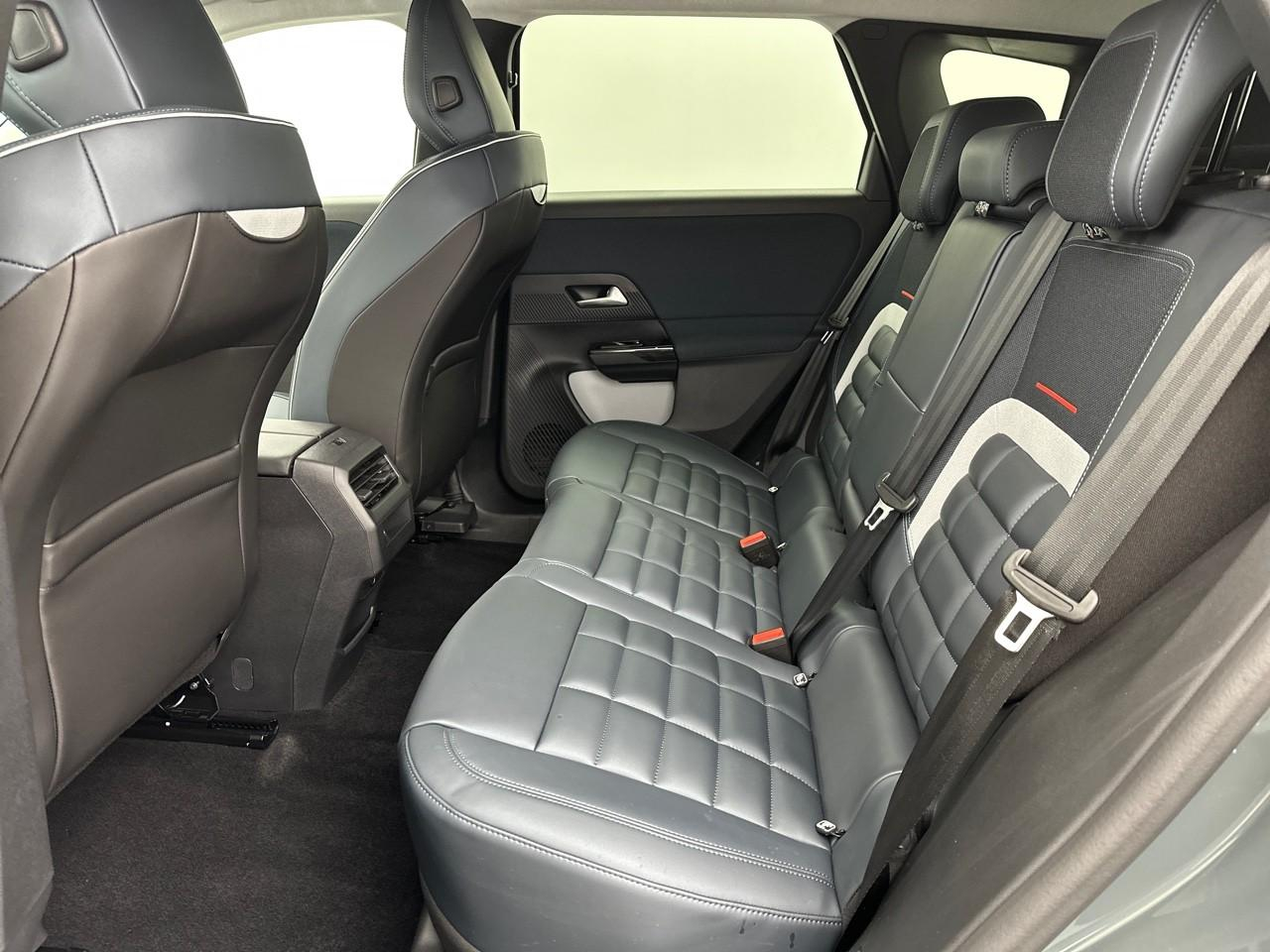 Citroën C5 Aircross hybride 145 ch e-dcs6 max — photo 12