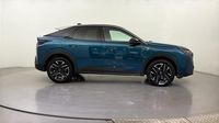 Peugeot 3008 1.2 Hybrid 136ch GT e-DCS6 — photo 4