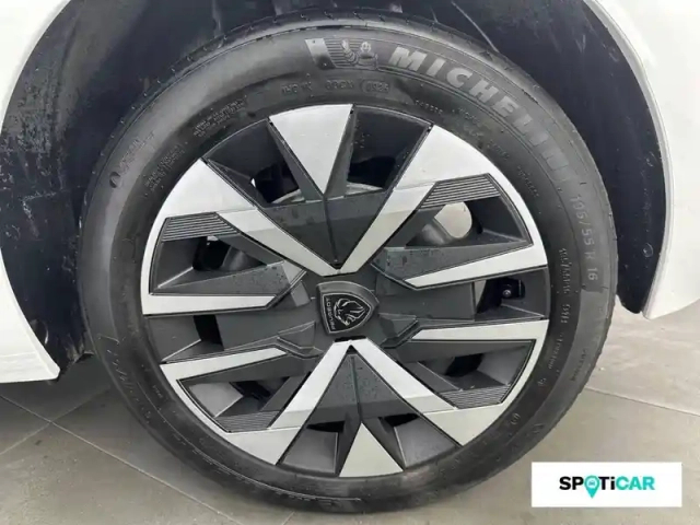 Peugeot 208 hybrid 110 ch e-dcs6 — photo 6