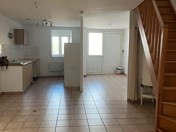 T3 centre village sur 2 niv. 80 m2