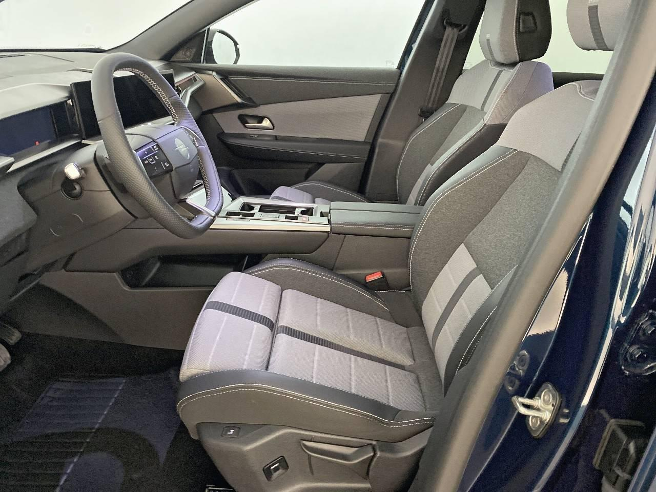 Opel Grandland 1.2 turbo hybrid 145 ch e-dct6 gs — photo 9