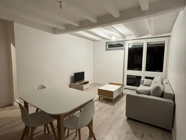 T3 meublé 58 m² - Rénové - Parking sécurisé