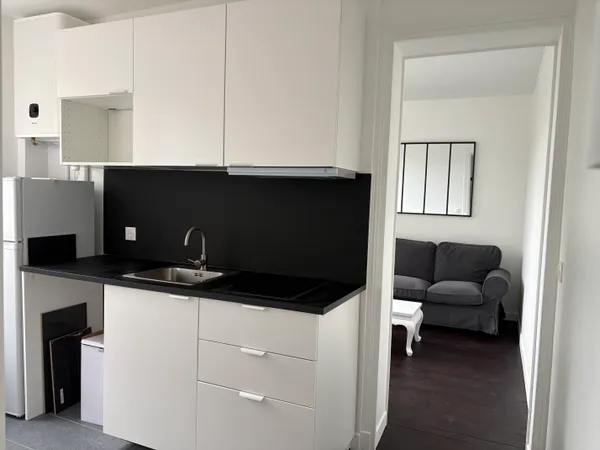 Loue appartement meublé rénové
