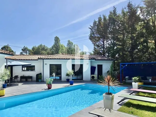 Maison de plain-pied 4 pièces 122 m²