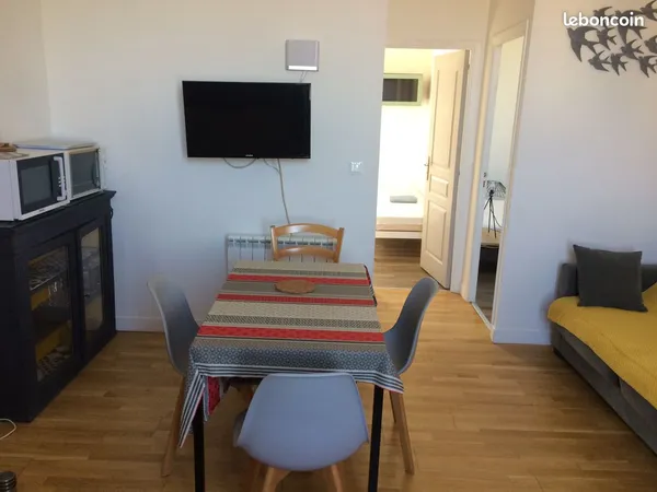 Location 2 étudiants Sept a Juin Bidart, Pays basque, F3 Meublé