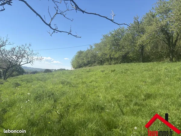 Terrain 4133 m² Voutezac