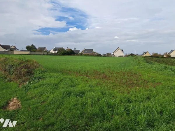 Terrain 4044 m²